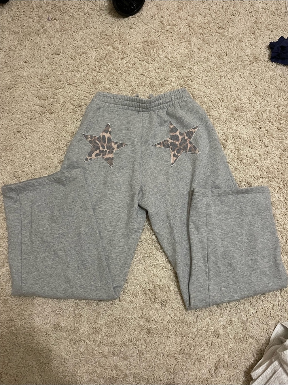 LA hearts Gray Sweatpants with Leopard Star Patches
